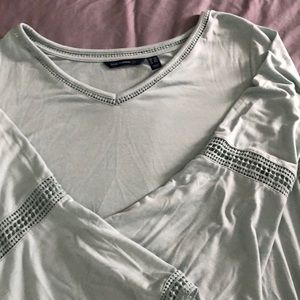 Sea foam green casual Isaac Mizrahi v-neck top with bell sleeves.